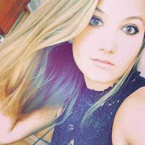 Meet your Posher, Janelle